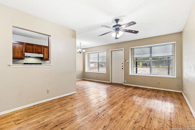 5223 Galacino St, San Antonio, TX 78247