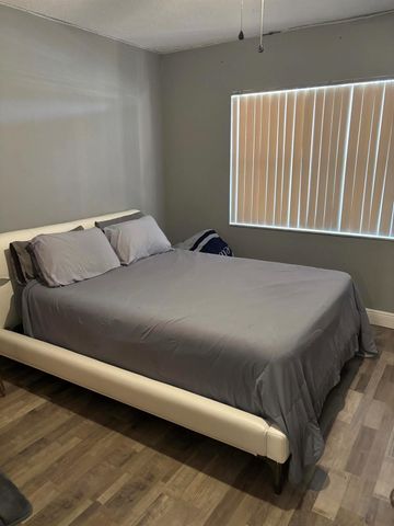 5937 Forest Hill Boulevard 103, West Palm Beach, FL 33415