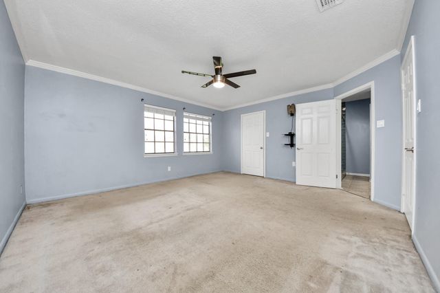 6470 Creekbend Drive, Houston, TX 77096