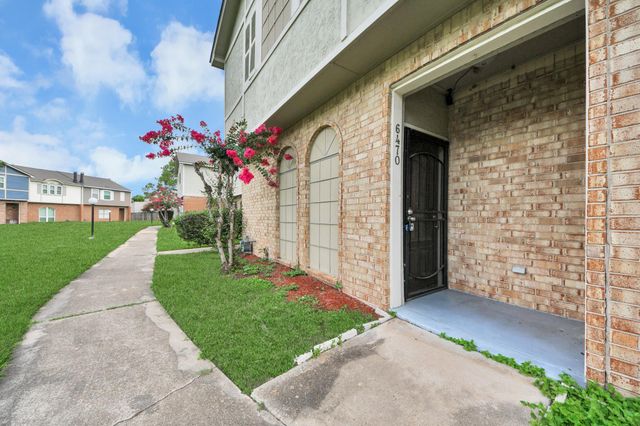 6470 Creekbend Drive, Houston, TX 77096