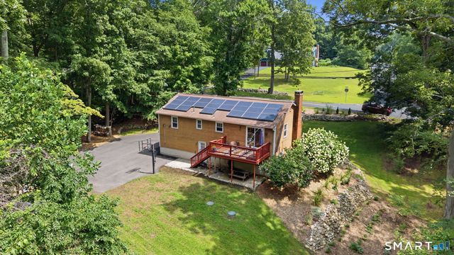 105 Dean Road, East Lyme, CT 06333