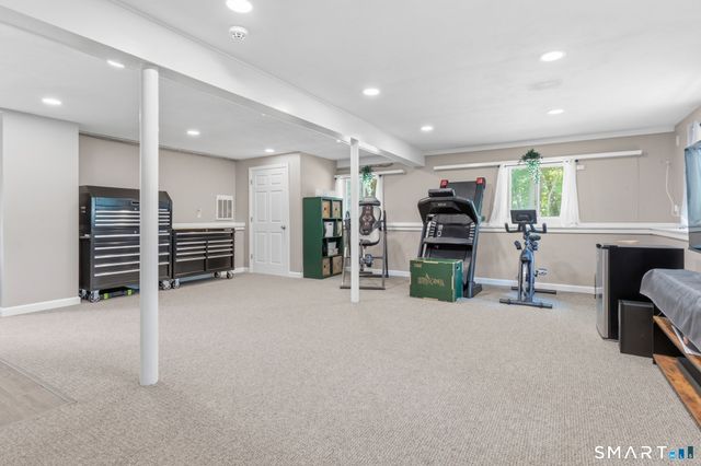 105 Dean Road, East Lyme, CT 06333