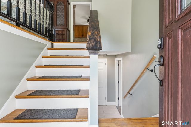 105 Dean Road, East Lyme, CT 06333