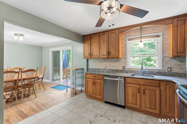 105 Dean Road, East Lyme, CT 06333