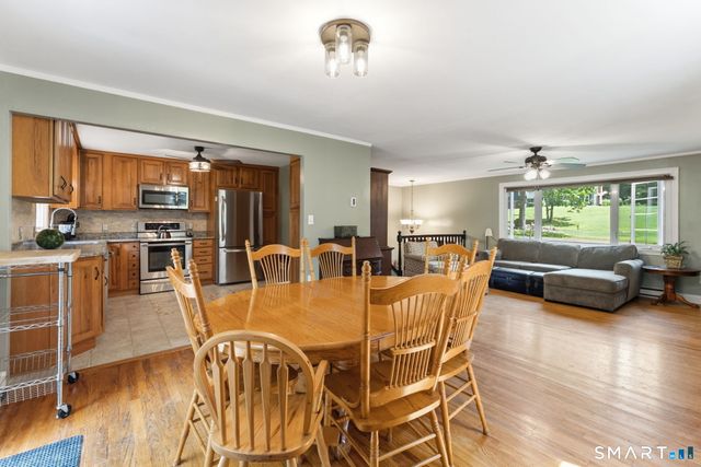 105 Dean Road, East Lyme, CT 06333