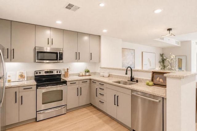 1375 Lick Avenue 823, San Jose, CA 95110