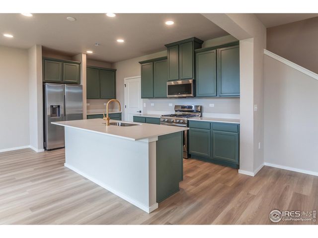 1600 Alfalfa Ln, Johnstown, CO 80534