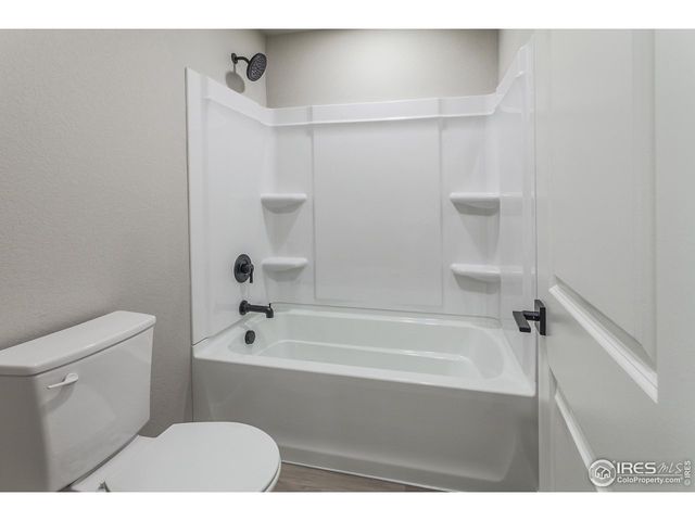 1600 Alfalfa Ln, Johnstown, CO 80534