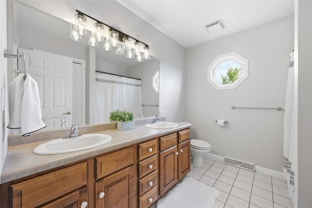 138 Woodhaven Dr, Buffalo Twp, PA 16055