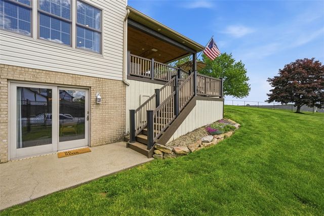 138 Woodhaven Dr, Buffalo Twp, PA 16055