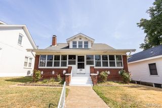 300 S Jackson Street, Belleville, IL 62220