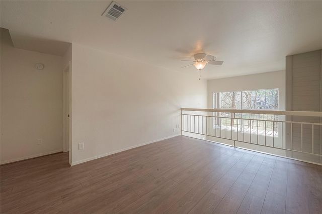 13 Lakeridge Drive, The Woodlands, TX 77381