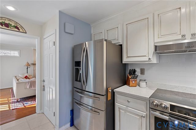 1001 Ashbrook Landing Rd, Midlothian, VA 23114