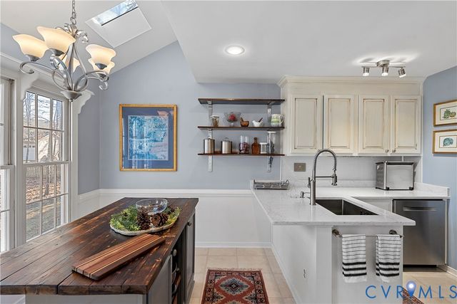 1001 Ashbrook Landing Rd, Midlothian, VA 23114