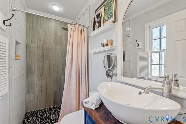 1001 Ashbrook Landing Rd, Midlothian, VA 23114