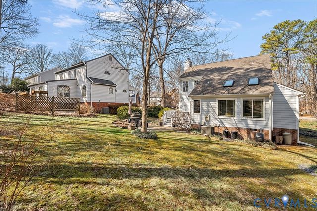 1001 Ashbrook Landing Rd, Midlothian, VA 23114