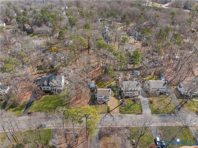 1001 Ashbrook Landing Rd, Midlothian, VA 23114