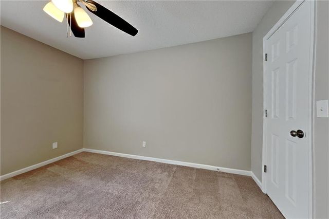 4174 Glenaire Way NW, Acworth, GA 30101