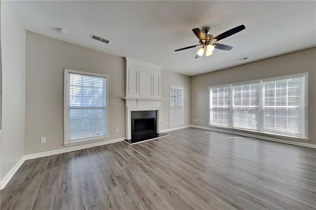 4174 Glenaire Way NW, Acworth, GA 30101