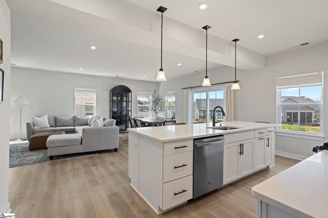 680 Lady Fern Drive, Woodruff, SC 29388