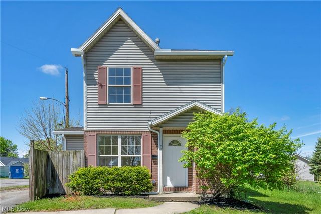71 Chestnut Street, Elyria, OH 44035
