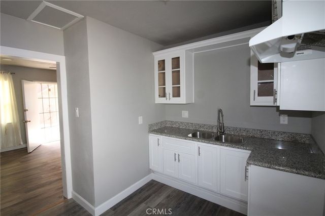 4986 Southern Avenue B, South Gate, CA 90280