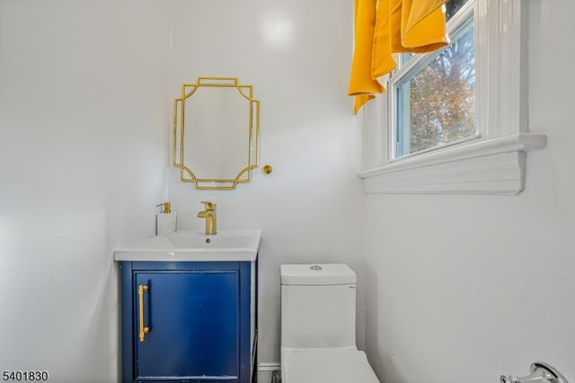 512 Tilden Ave, Teaneck Twp., NJ 07666