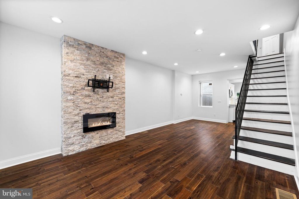 2609 TULIP ST, Philadelphia, PA 19125