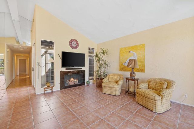 171 Bouquet Canyon Drive, Palm Desert, CA 92211