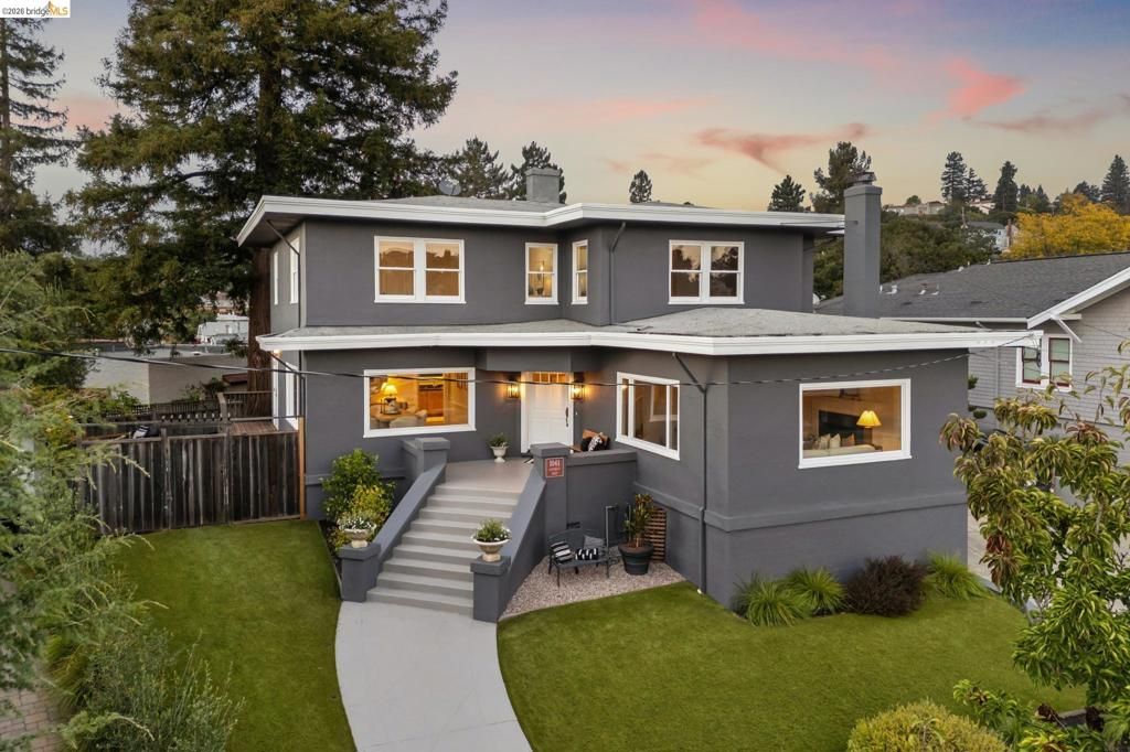 Image 1 of property listing at 1061 Annerley Rd, Piedmont, CA 94610
