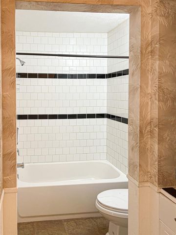 11901 4TH STREET N 8102, St Petersburg, FL 33716