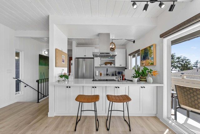 204 Highland Drive, Aptos, CA 95003