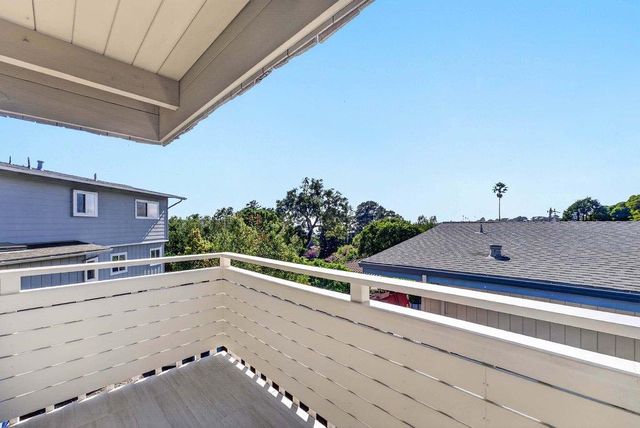 204 Highland Drive, Aptos, CA 95003