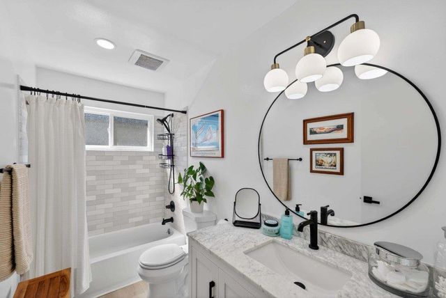 204 Highland Drive, Aptos, CA 95003