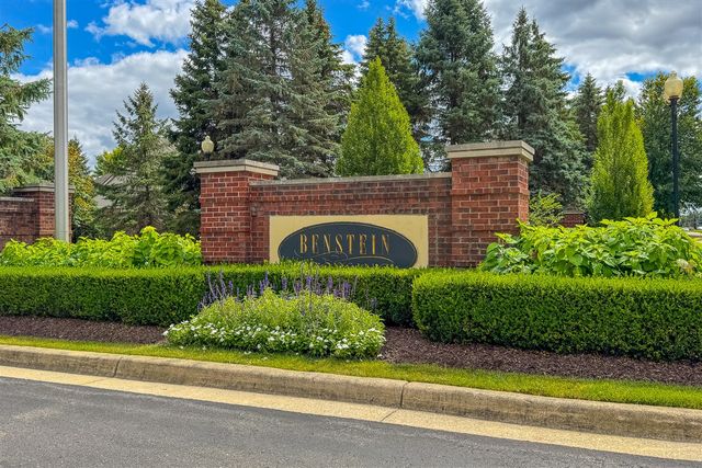 1510 Andover Circle, Commerce Twp, MI 48390