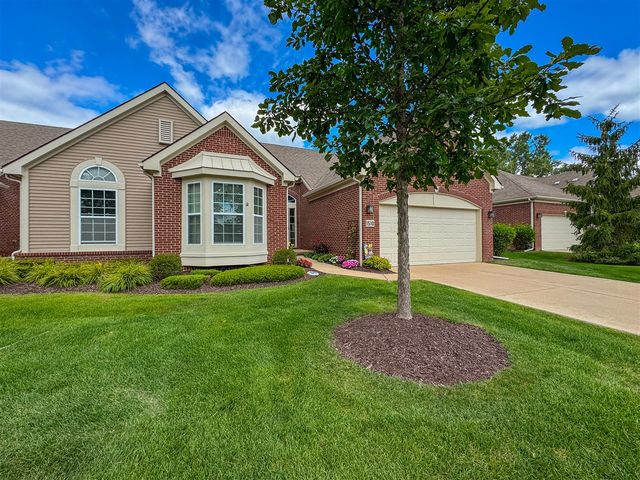 1510 Andover Circle, Commerce Twp, MI 48390