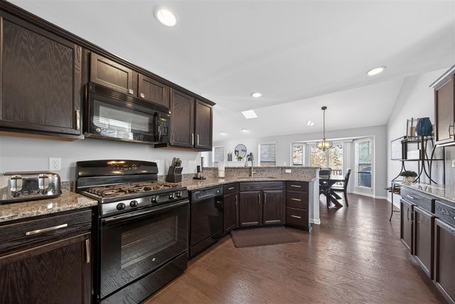 1510 Andover Circle, Commerce Twp, MI 48390