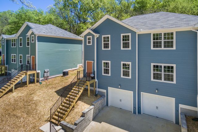 1070 E Elmwood Drive, Chattanooga, TN 37405