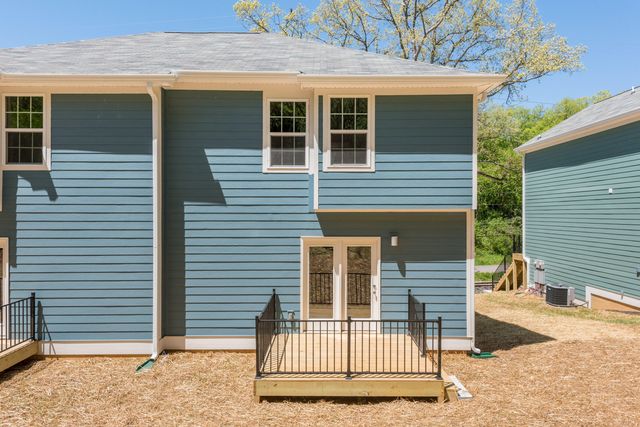 1070 E Elmwood Drive, Chattanooga, TN 37405