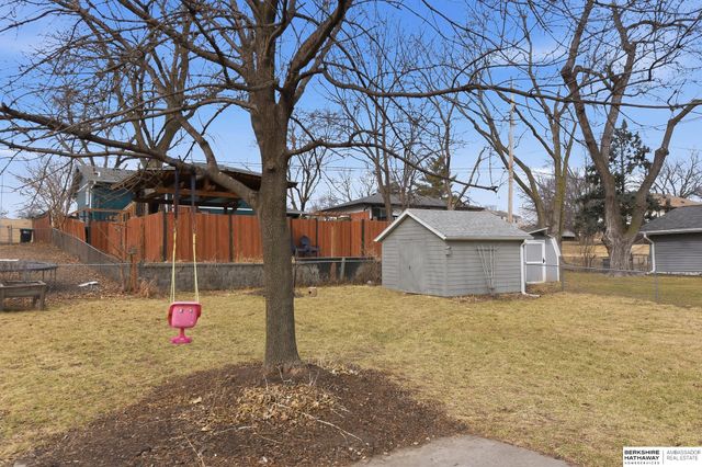 4830 Parkview Drive, Omaha, NE 68134