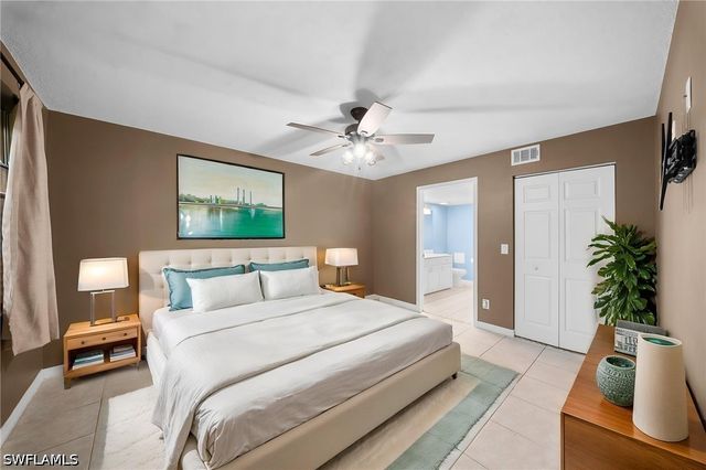 7761 Jewel LN 102, Naples, FL 34109