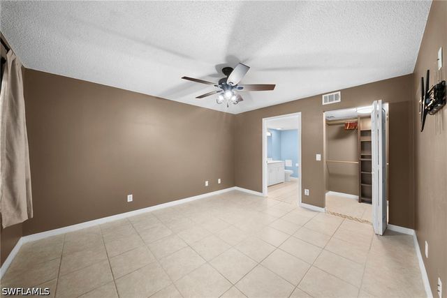 7761 Jewel LN 102, Naples, FL 34109