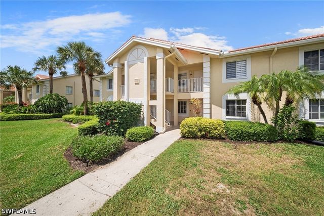 7761 Jewel LN 102, Naples, FL 34109