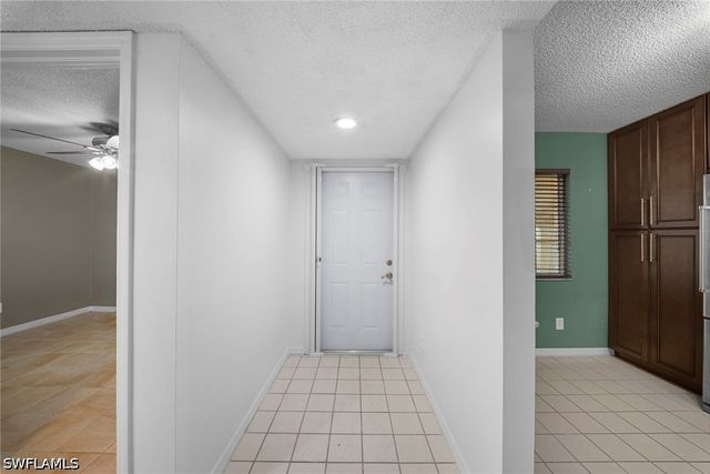 7761 Jewel LN 102, Naples, FL 34109