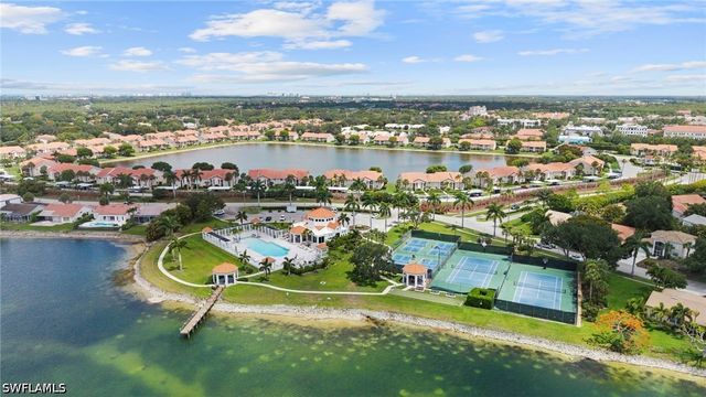 7761 Jewel LN 102, Naples, FL 34109