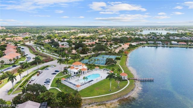 7761 Jewel LN 102, Naples, FL 34109