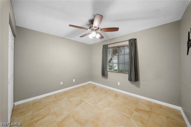 7761 Jewel LN 102, Naples, FL 34109