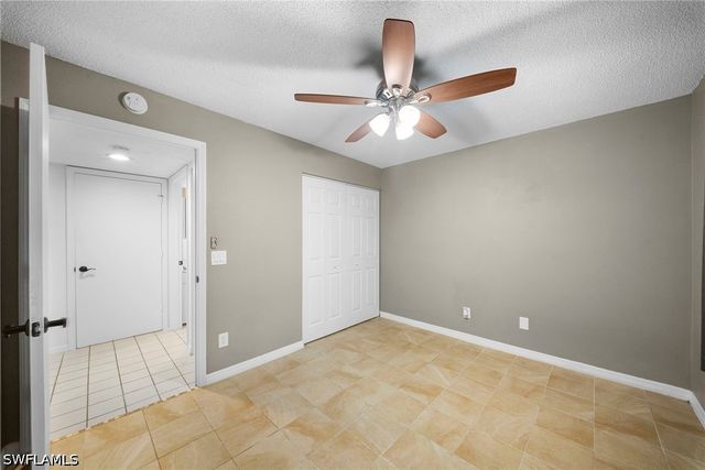 7761 Jewel LN 102, Naples, FL 34109