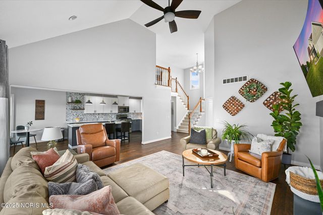 5925 Waterville Monclova Road, Waterville, OH 43566