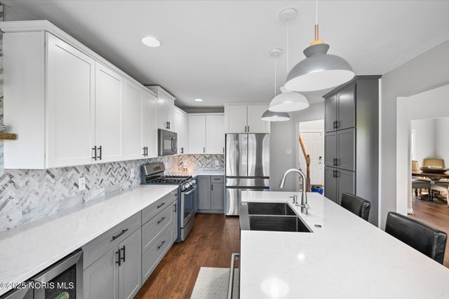 5925 Waterville Monclova Road, Waterville, OH 43566